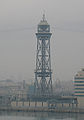 Der Turm Torre Jaume I der Seilbahn über Barcelona